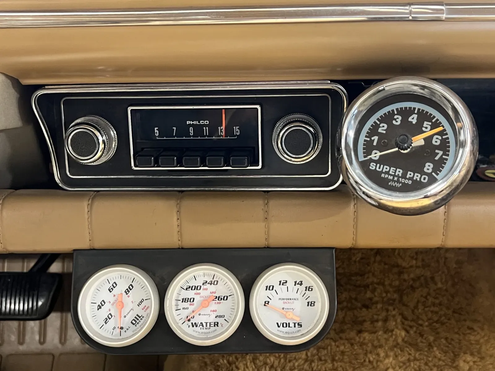 Ford Maverick photo 26