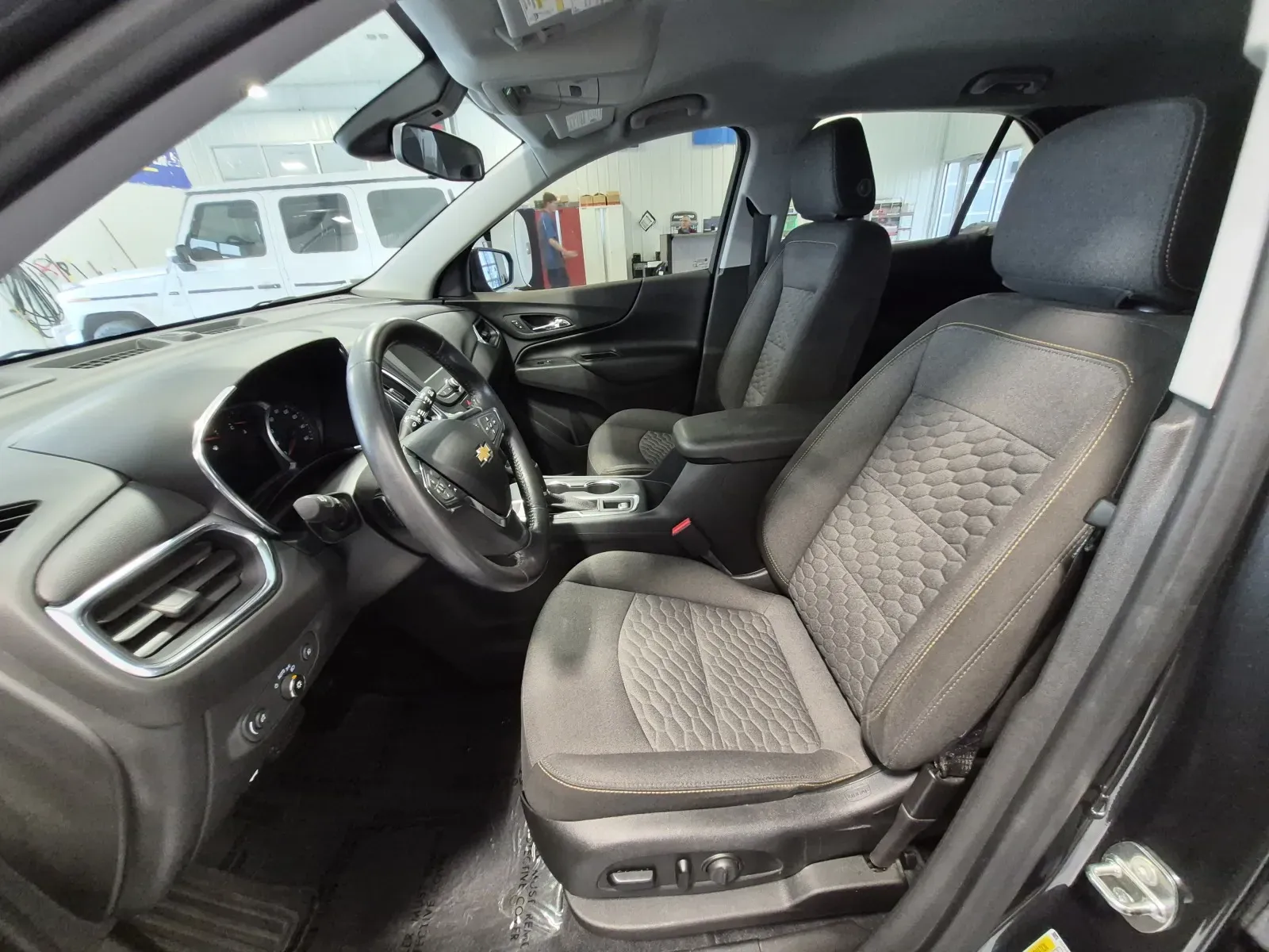 Chevrolet Equinox photo 24