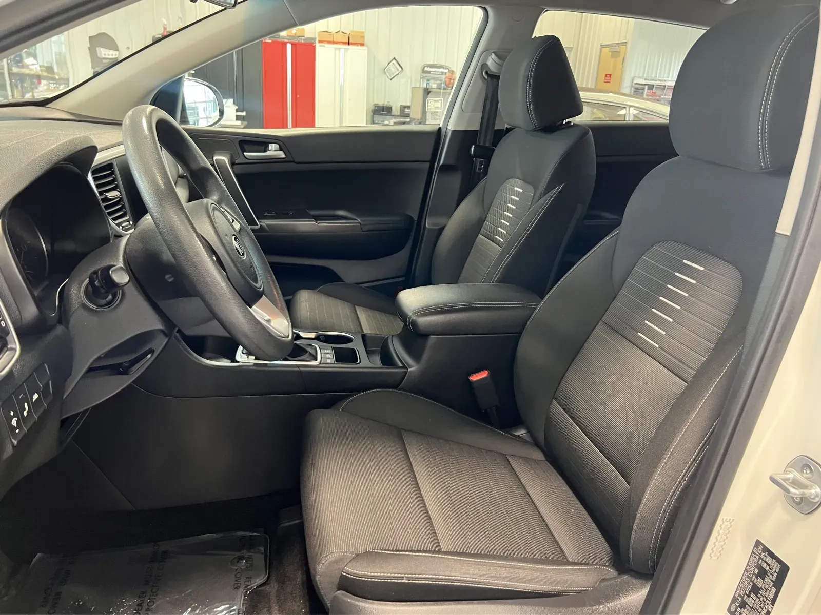 Kia Sportage photo 29