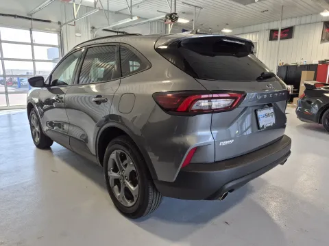 More photos of 2025 Ford Escape ST-Line Select at CarSwap, SD