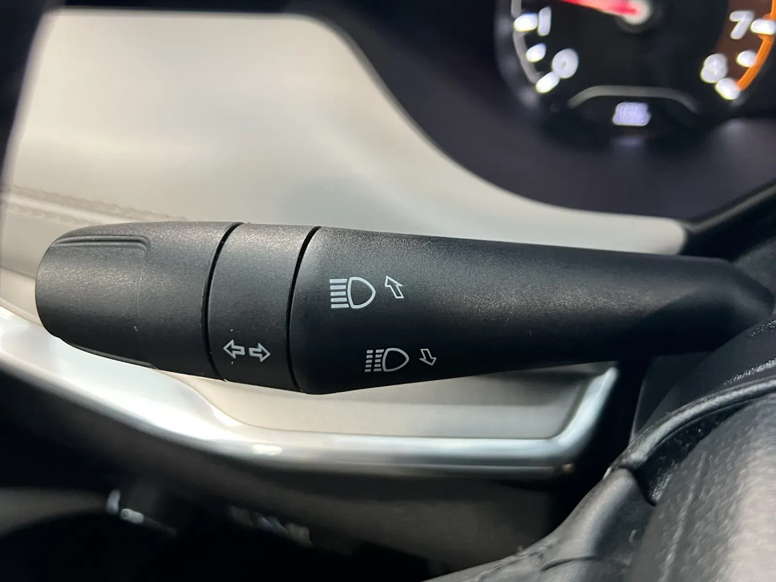 Jeep Compass photo 13