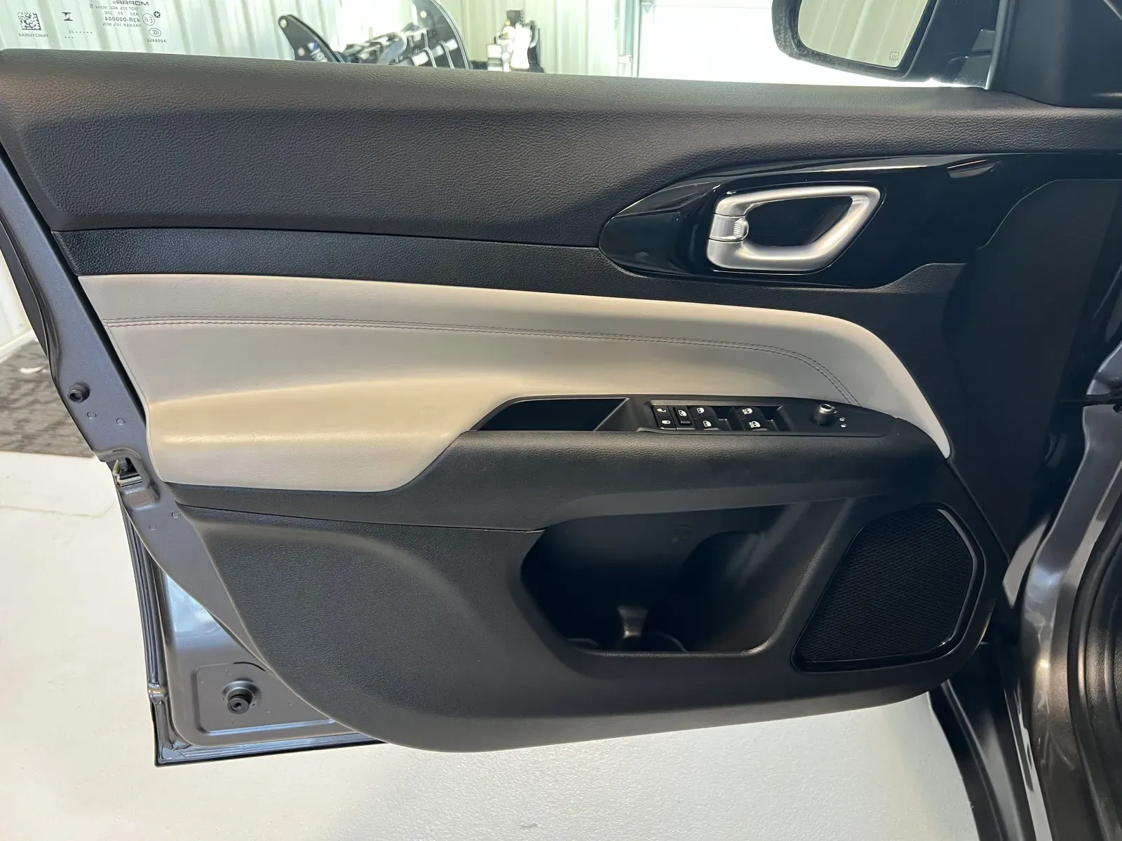 Jeep Compass photo 28