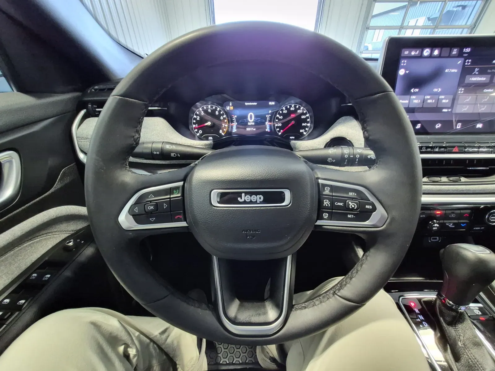 Jeep Compass photo 10