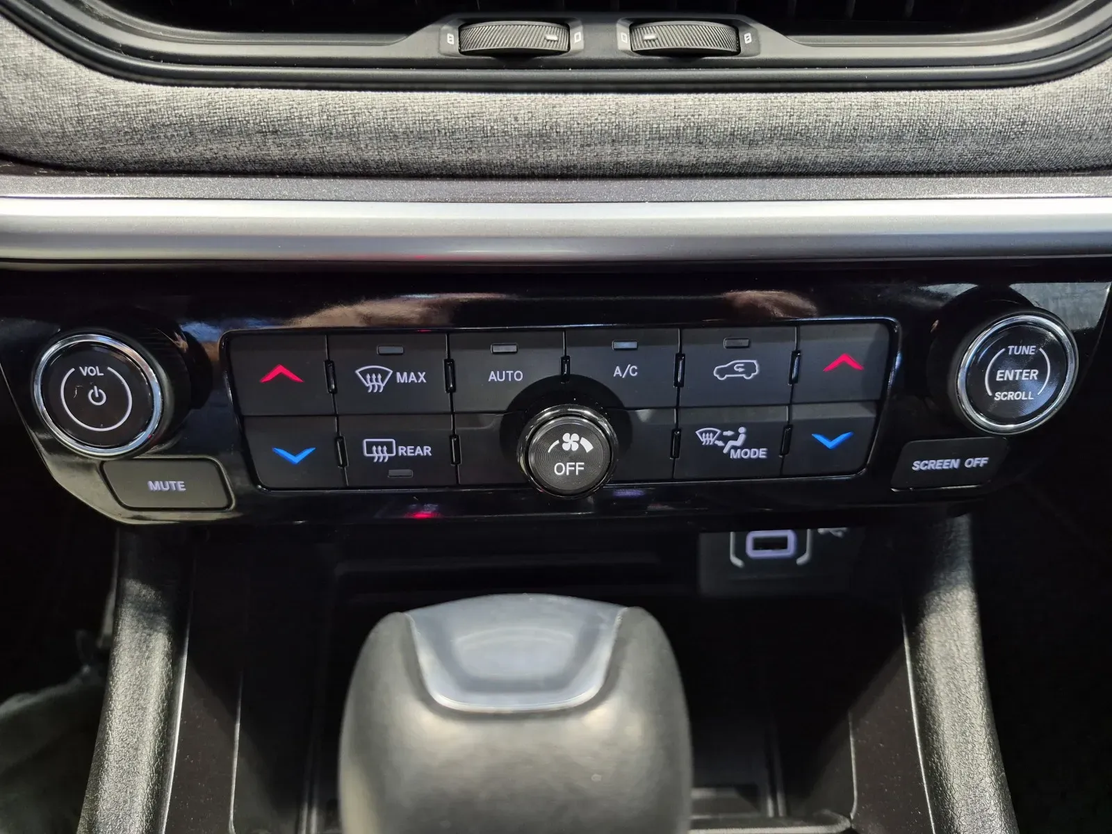 Jeep Compass photo 15