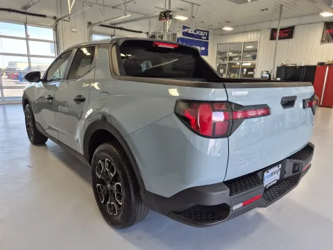 More photos of 2023 Hyundai Santa Cruz SE at CarSwap, SD