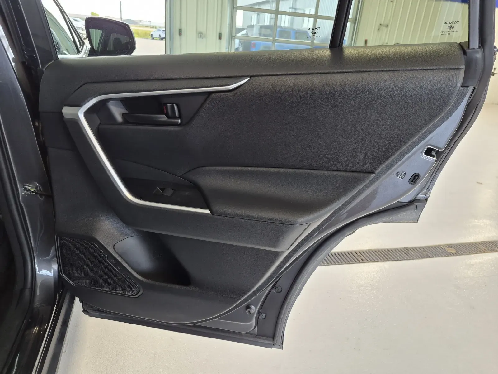 Toyota RAV4 photo 31