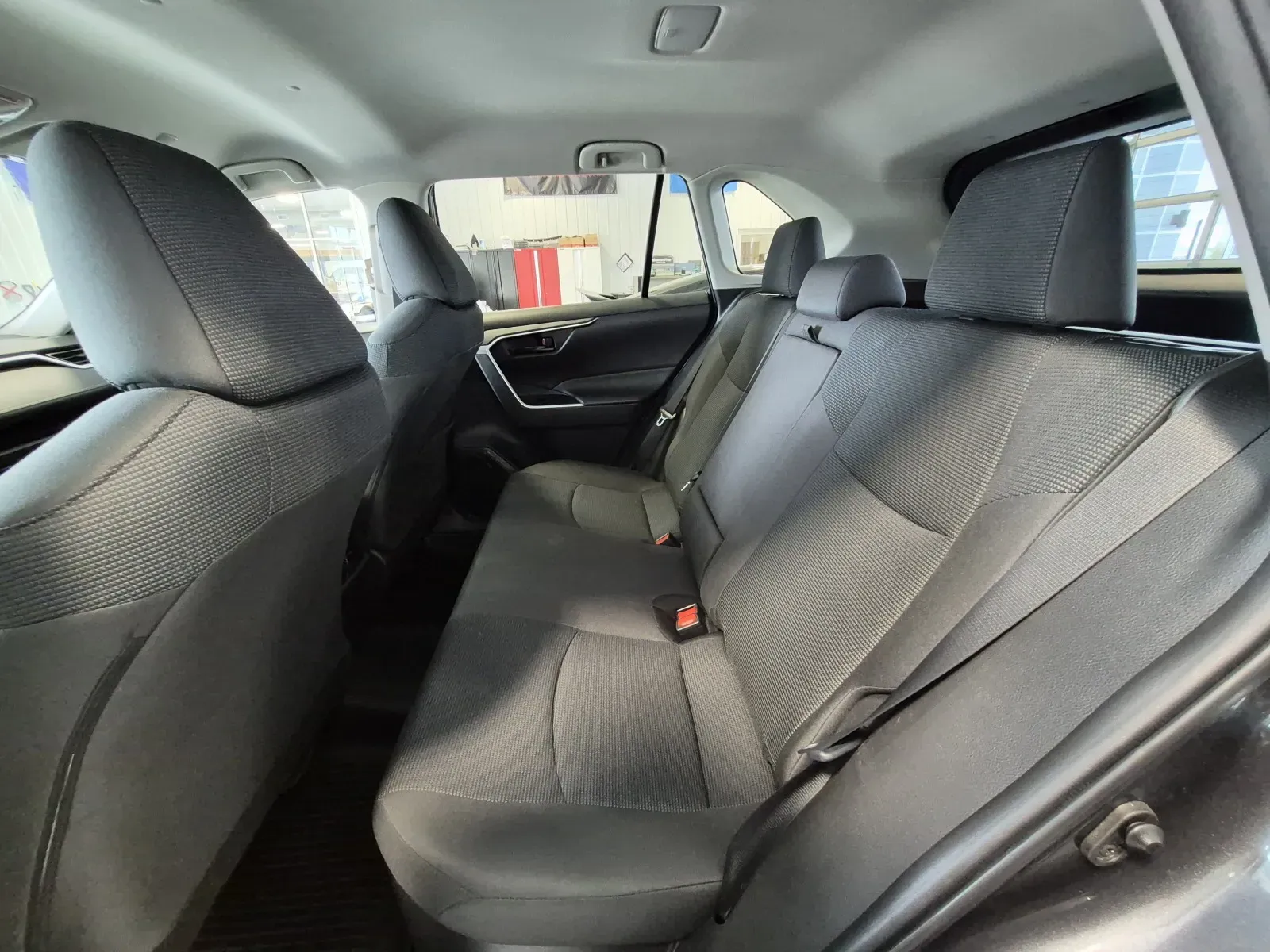 Toyota RAV4 photo 28
