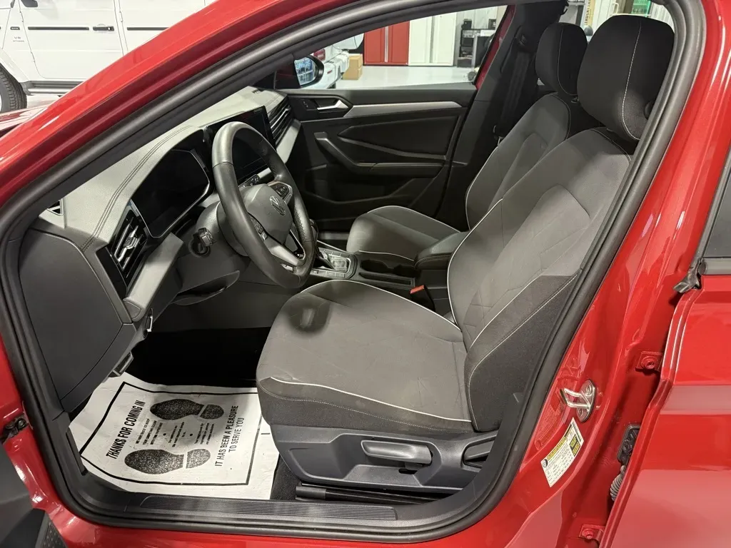 Volkswagen Jetta photo 29
