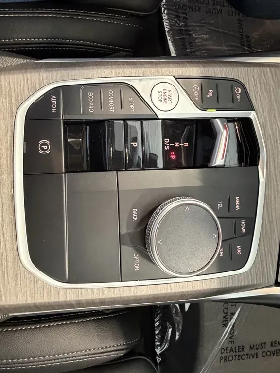 BMW 3 Series photo 19