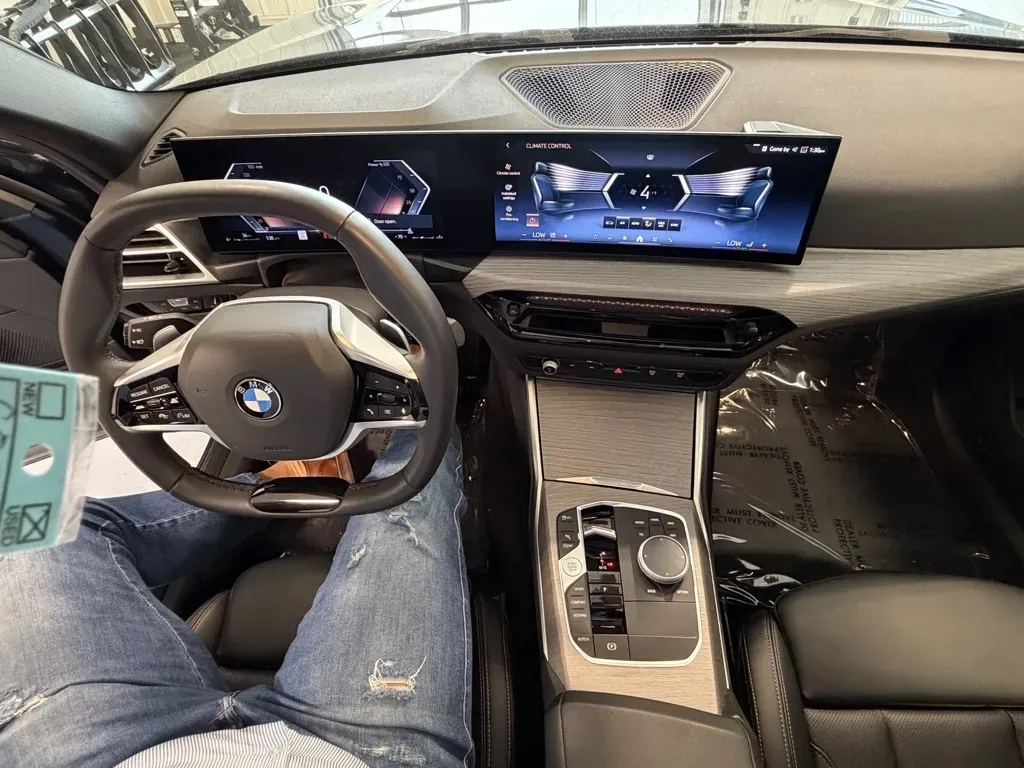 BMW 3 Series photo 20