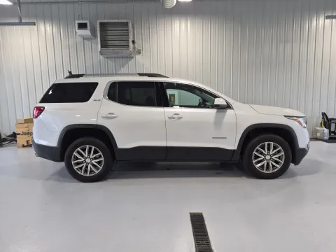 Photos of 2019 GMC Acadia SLE-2 for sale in Tea, SD at CarSwap