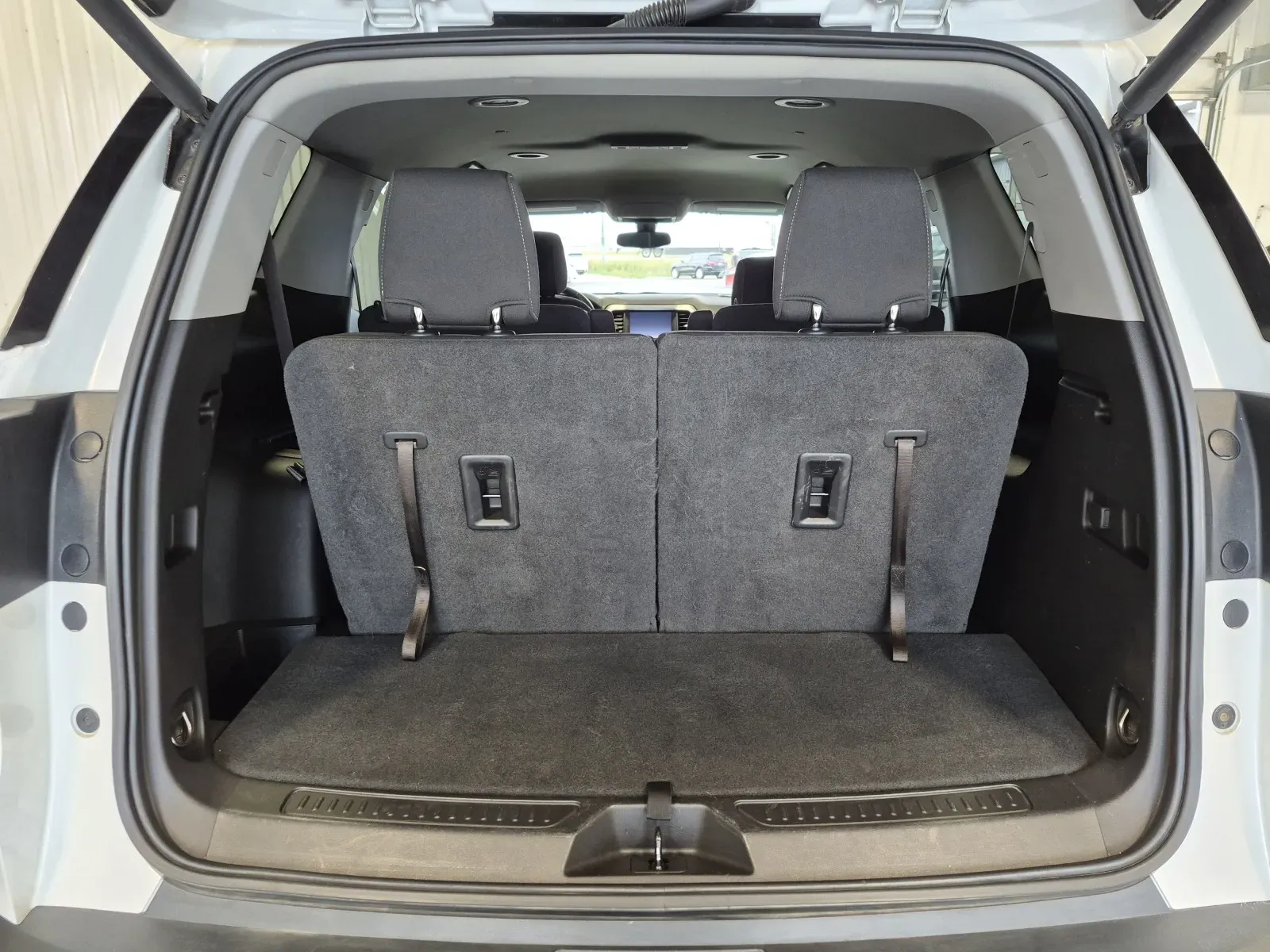 GMC Acadia photo 35
