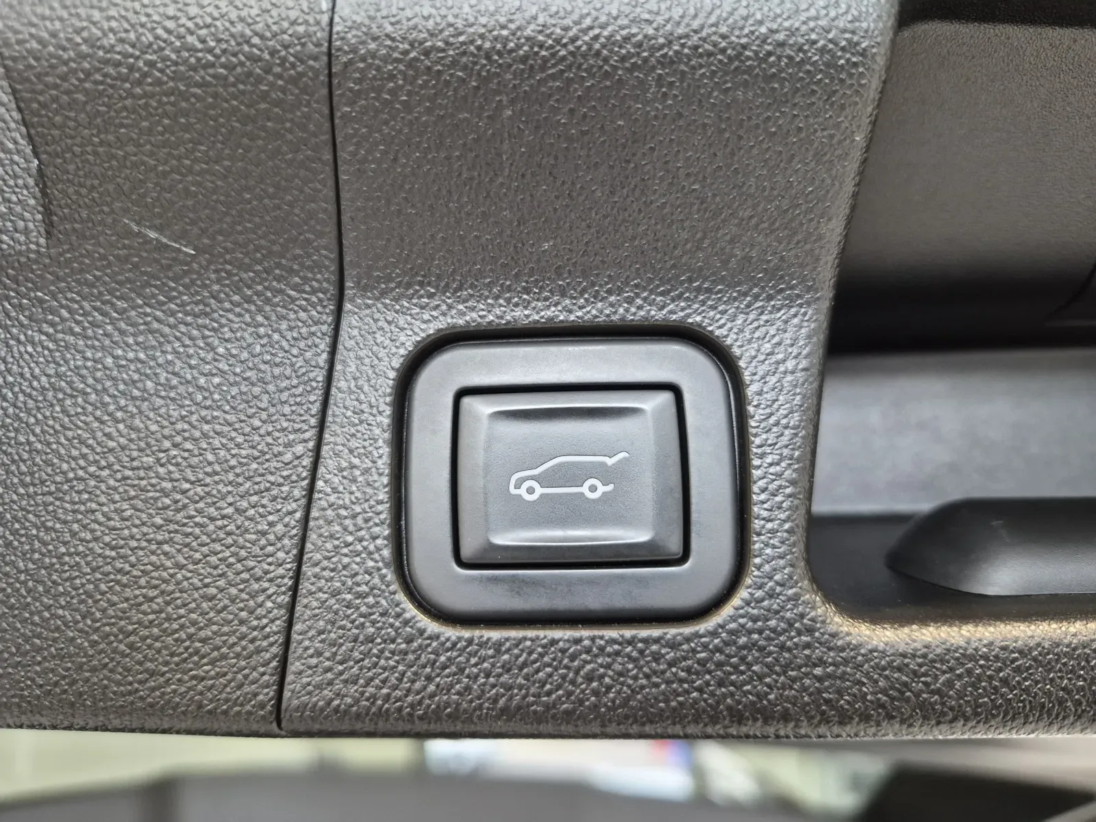 GMC Acadia photo 37