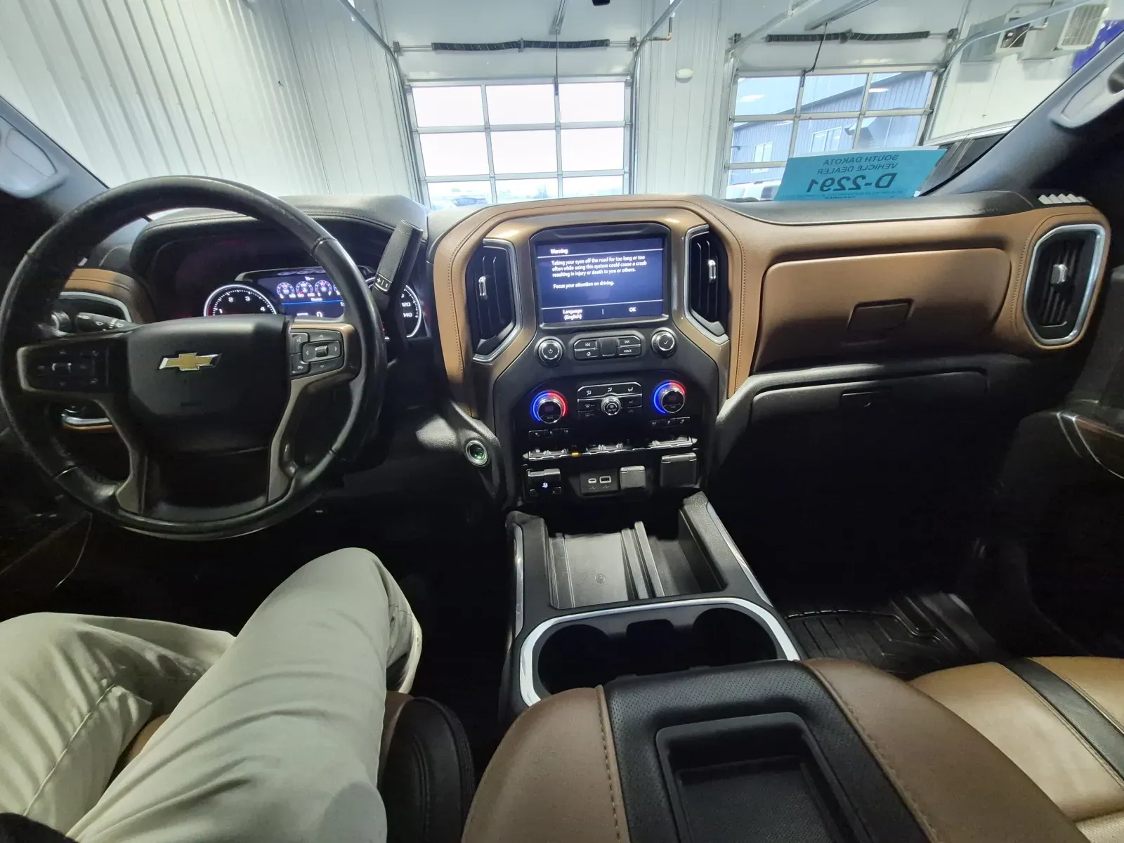 Chevrolet Silverado photo 9
