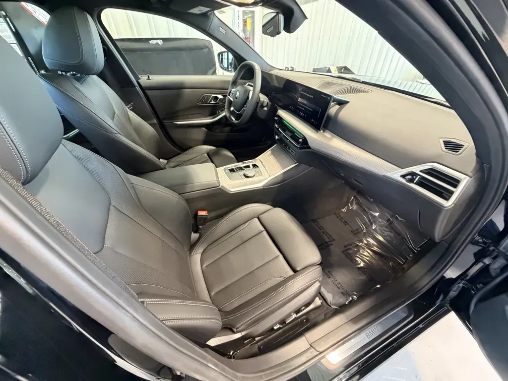 BMW 3 Series photo 41