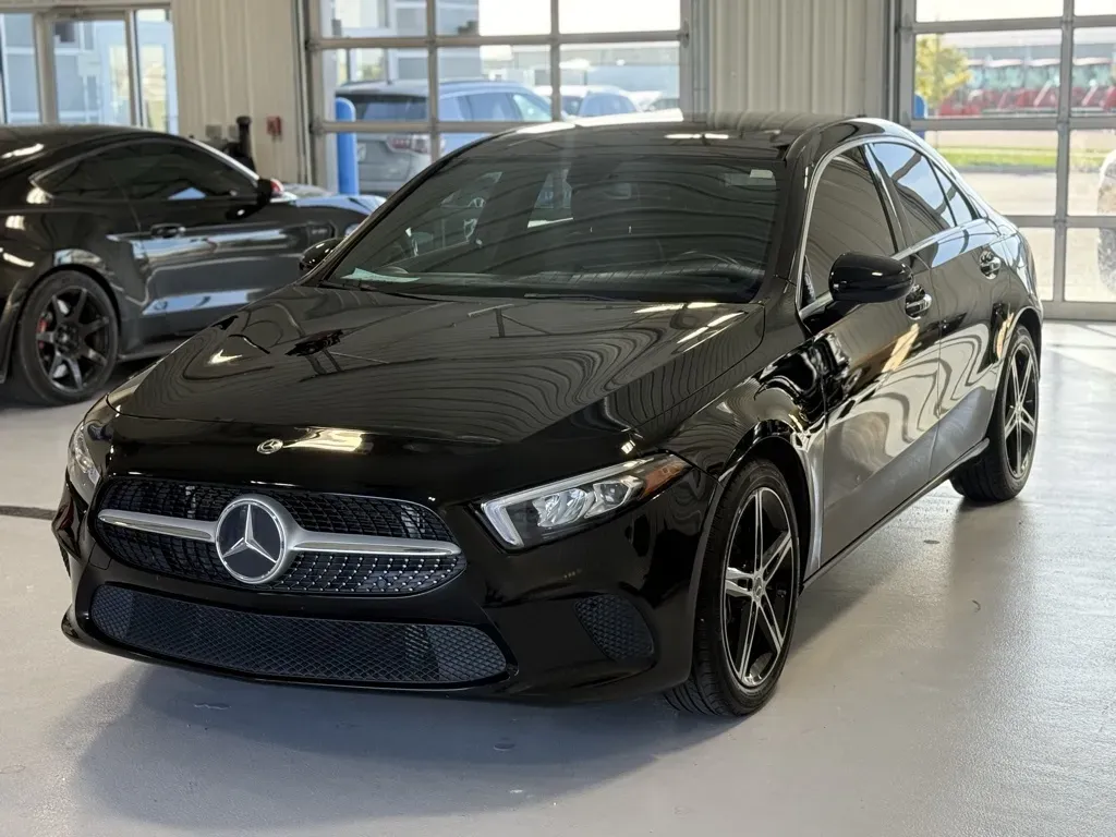 Mercedes-Benz A-Class photo 6