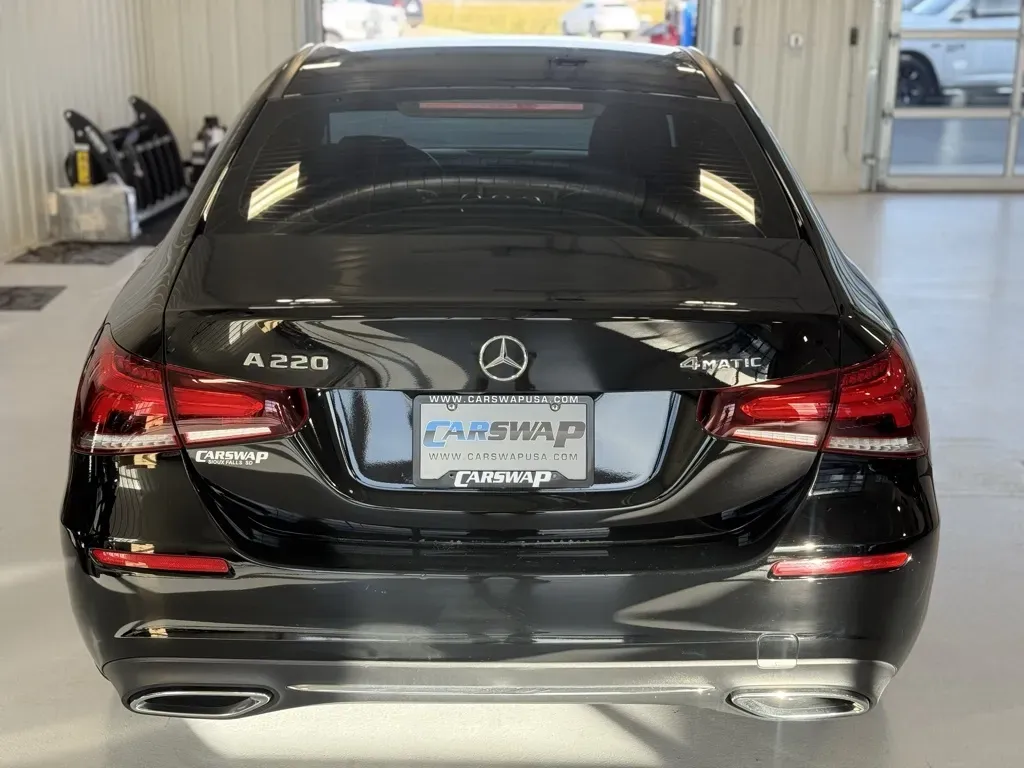 Mercedes-Benz A-Class photo 4