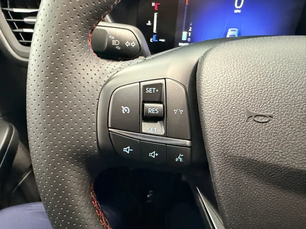 Ford Escape photo 14