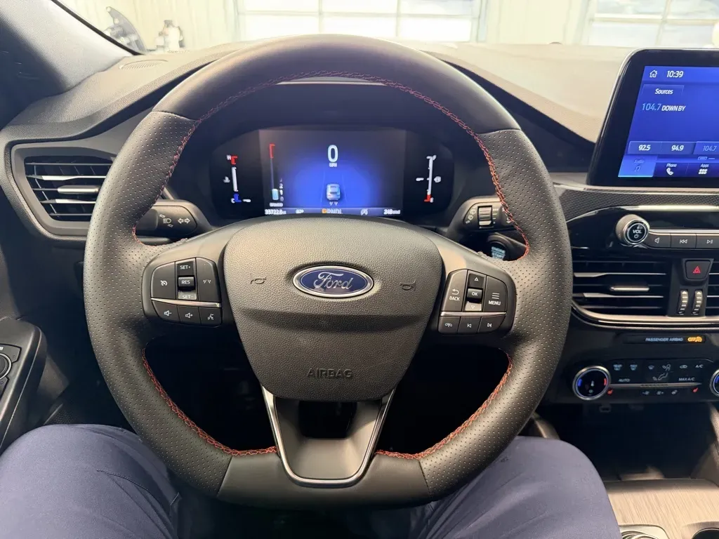 Ford Escape photo 11