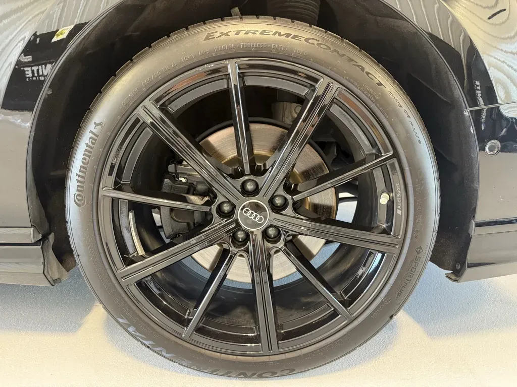 Audi A8 photo 54