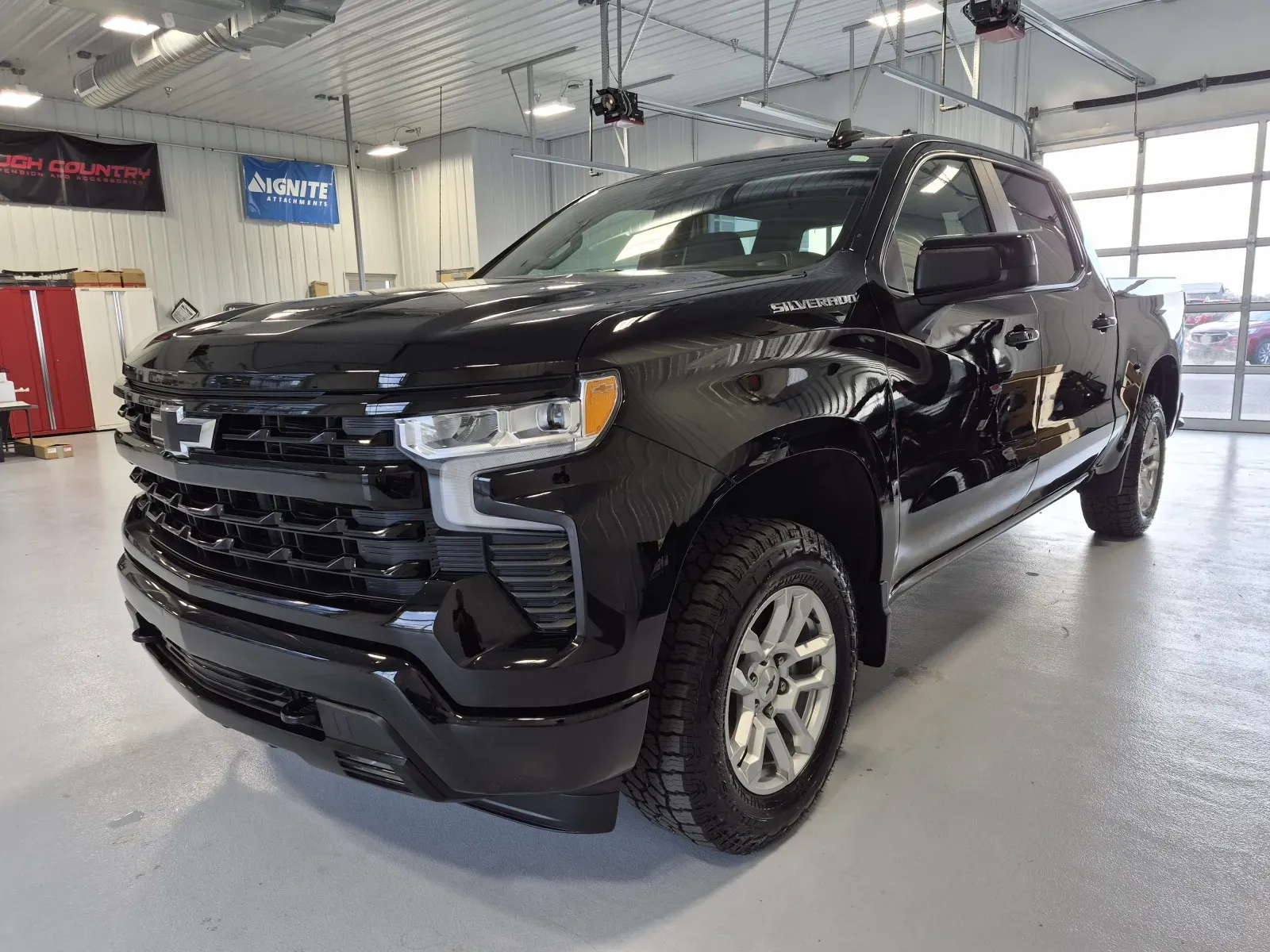 Chevrolet Silverado photo 6