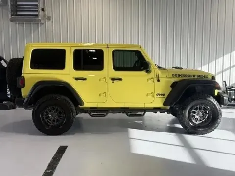 Photos of 2022 Jeep Wrangler Unlimited High Tide for sale in Tea, SD at CarSwap