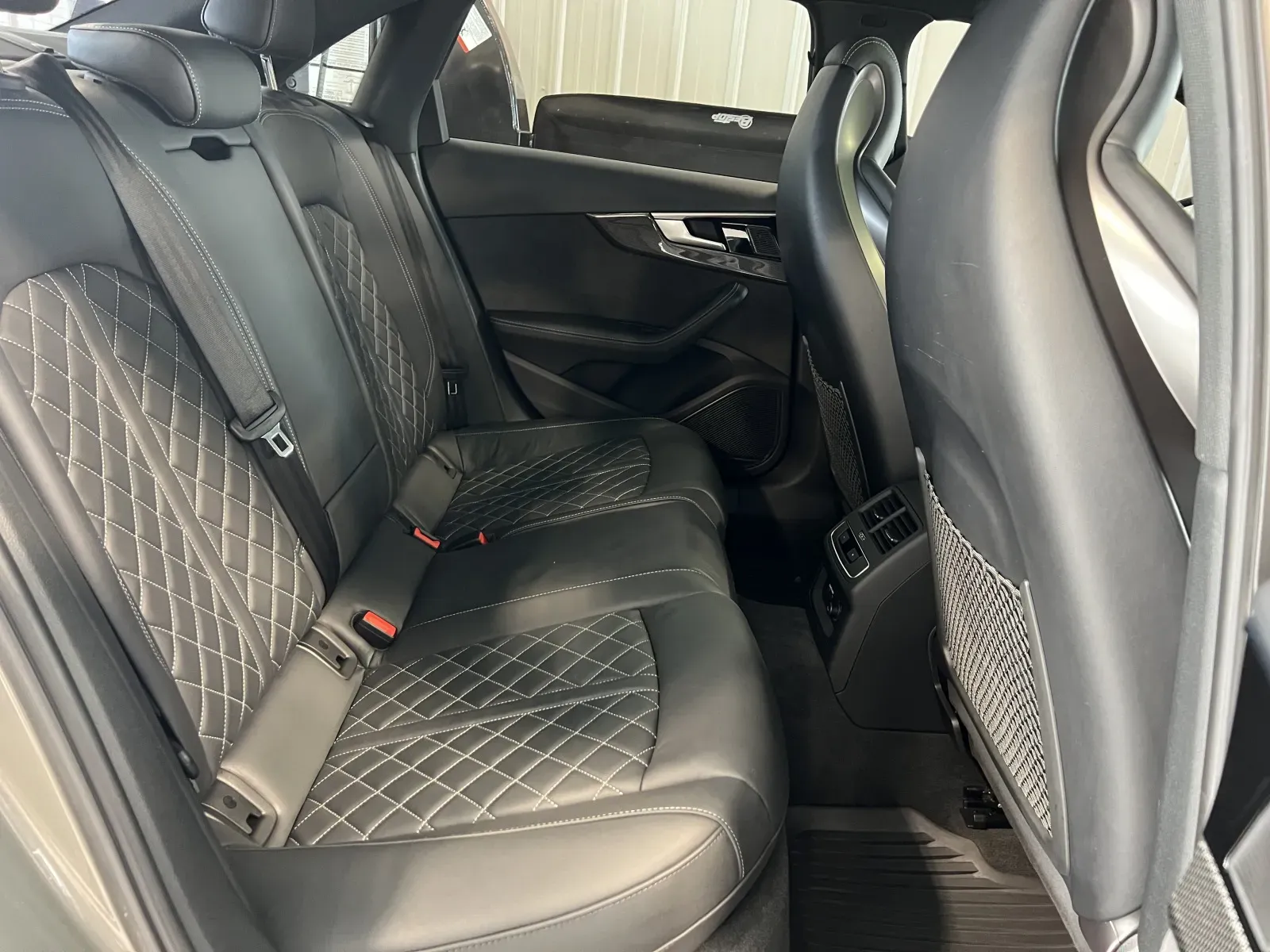Audi S4 photo 44