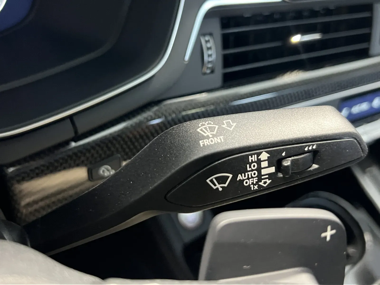 Audi S4 photo 16