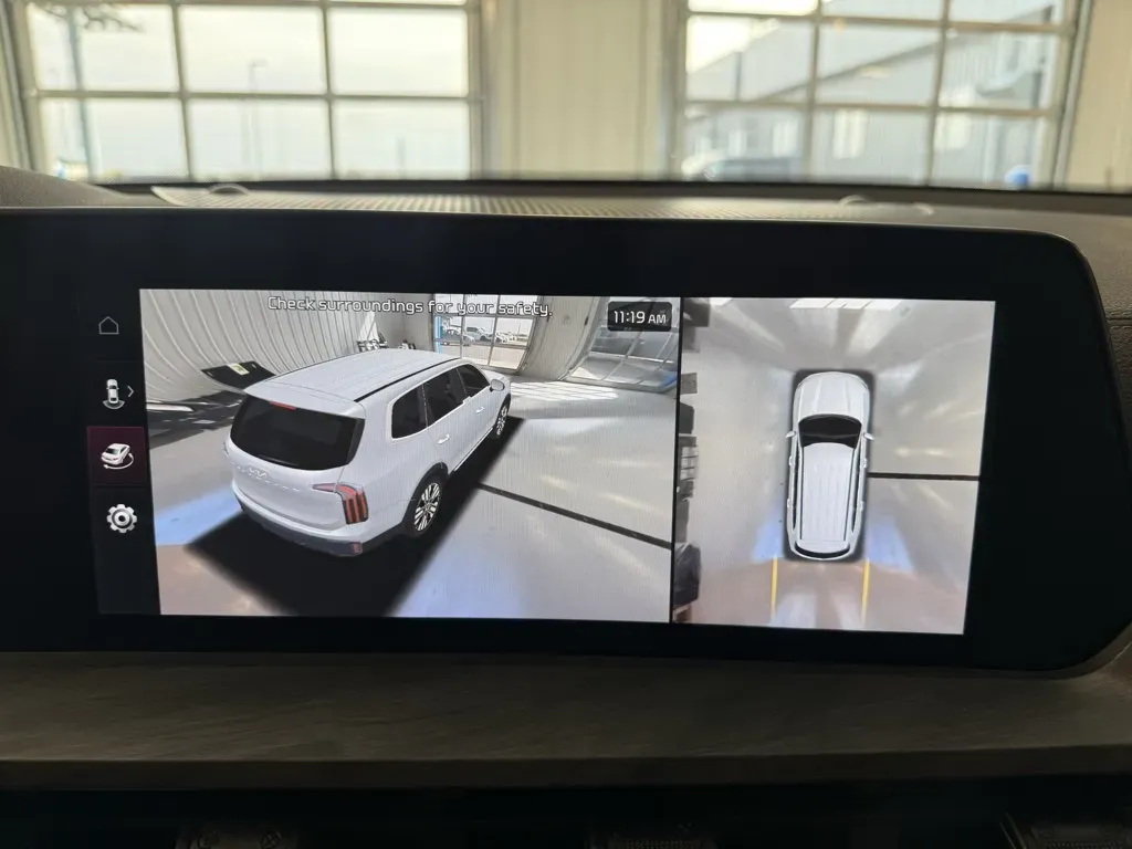 Kia Telluride photo 24