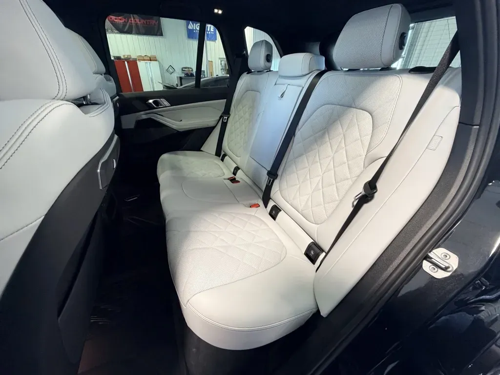 BMW X5 photo 35