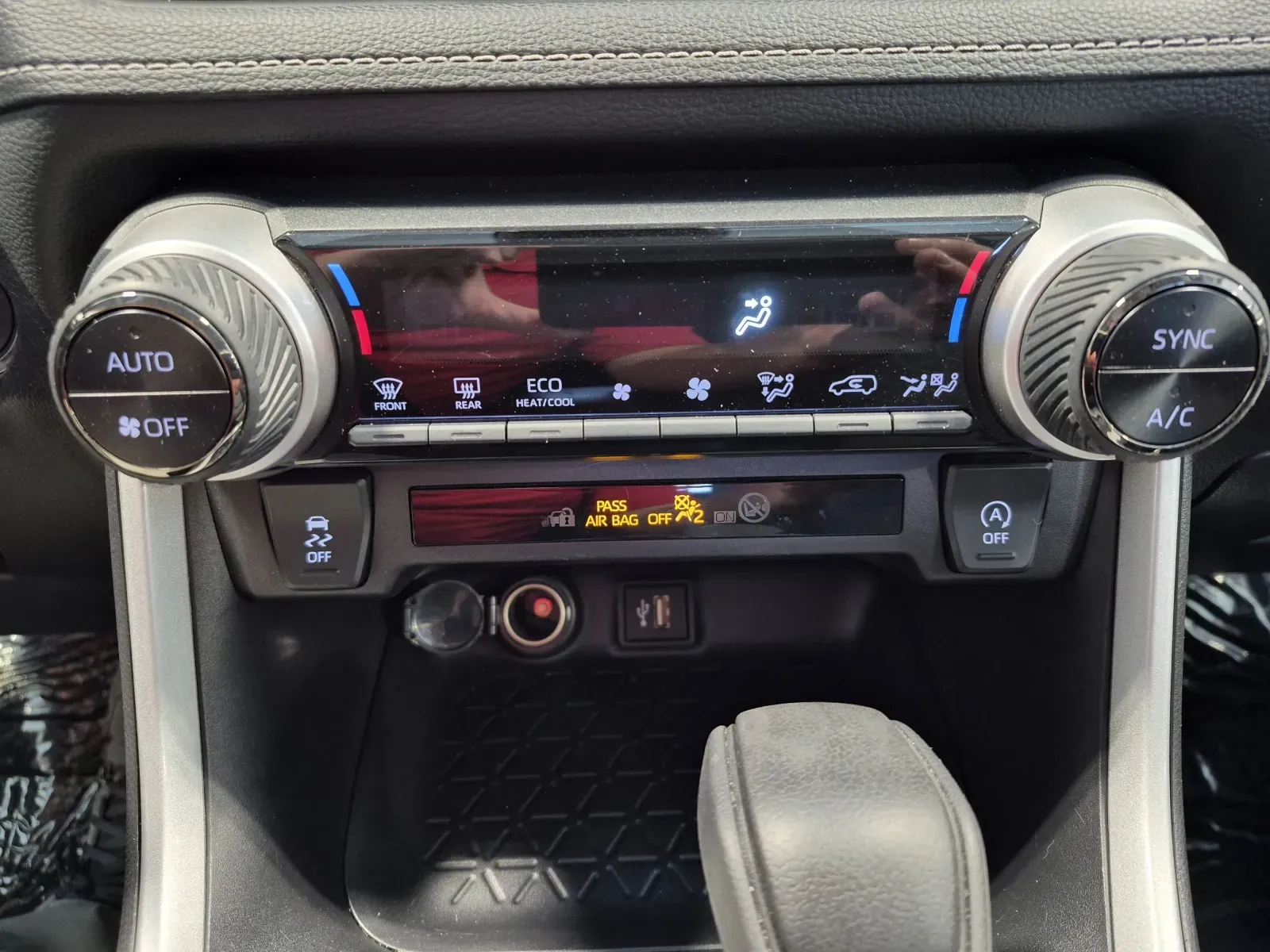 Toyota RAV4 photo 17