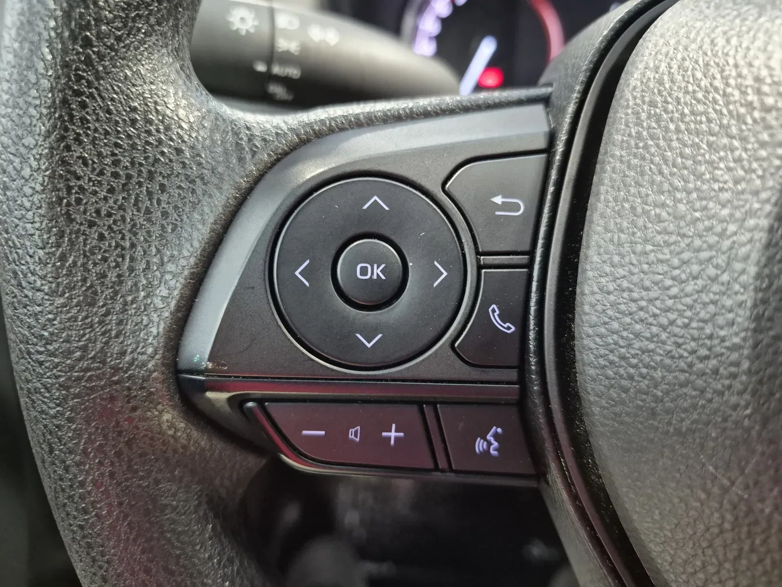 Toyota RAV4 photo 13