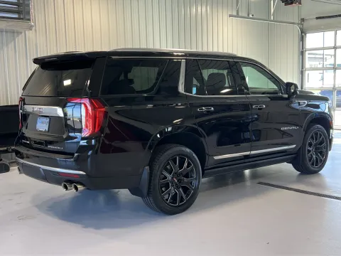 Another view of 2021 GMC Yukon Denali for sale in Tea, SD at CarSwap