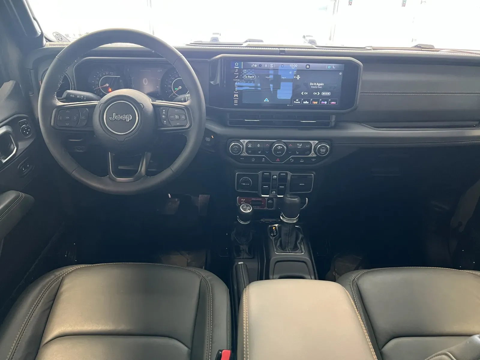 Jeep Gladiator photo 9