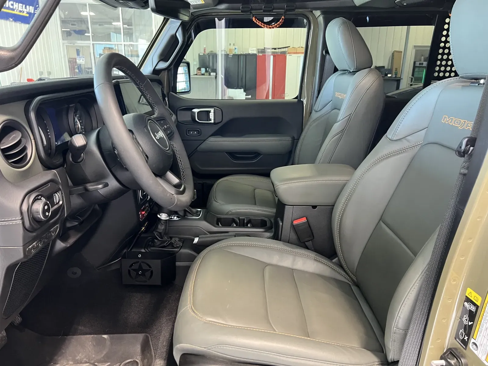 Jeep Gladiator photo 27