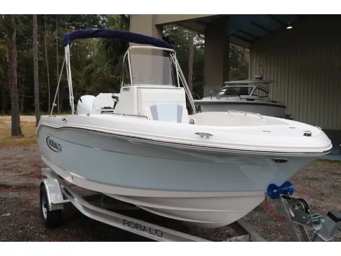 More photos of 2026 Robalo R180 Center Console at Longshore Boats Bluffton, SC