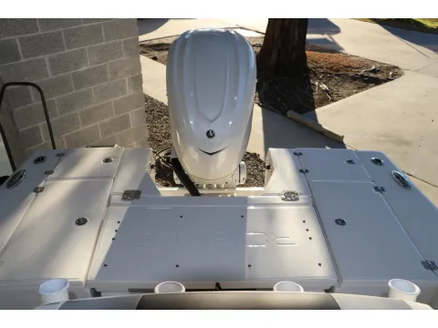 More photos of 2026 Robalo 246 Cayman at Longshore Boats Bluffton, SC