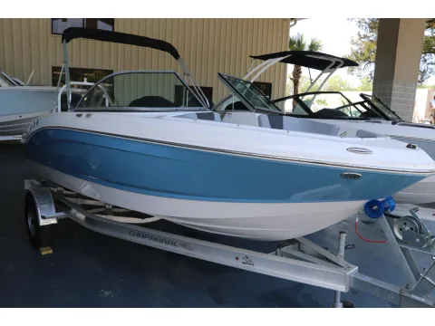 Another view of 2026 Chaparral 19 SSi OB for sale in Bluffton, SC at Longshore Boats Bluffton