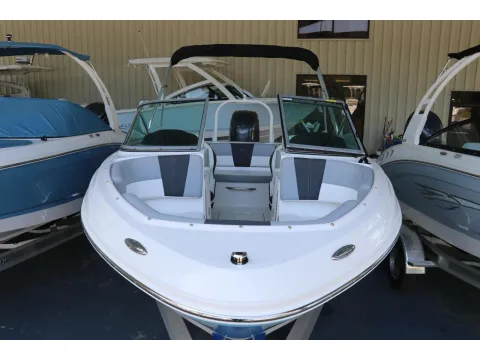 Photos of 2026 Chaparral 19 SSi OB for sale in Bluffton, SC at Longshore Boats Bluffton