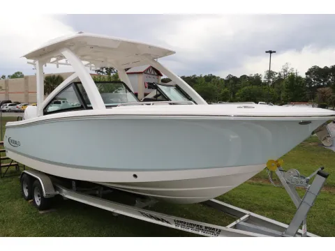 Photos of 2026 Robalo R257 Dual Console for sale in Bluffton, SC at Longshore Boats Bluffton