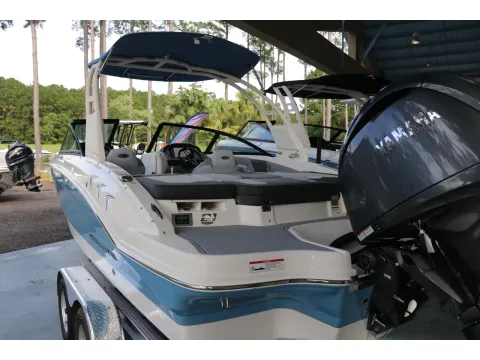 More photos of 2026 Chaparral 21 SSi OB at Longshore Boats Bluffton, SC