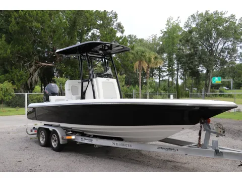 Photos of 2018 ShearWater 250 XTE for sale in Bluffton, SC at Longshore Boats Bluffton