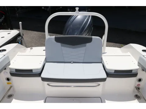 Another view of 2027 Robalo R207 Dual Console for sale in Bluffton, SC at Longshore Boats Bluffton