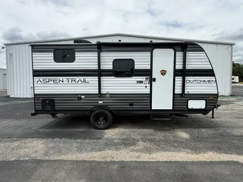 Photos of 2026 Dutchmen Aspen Trail 17QB for sale in Wills Point, TX at Liberty Trail RV - Canton
