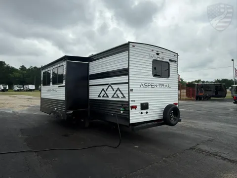More photos of 2026 Dutchmen RV Aspen Trail 28RB at Liberty Trail RV - Canton, TX