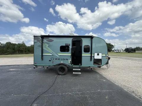 Photos of 2026 Keystone Reign 15RB for sale in Wills Point, TX at Liberty Trail RV - Canton