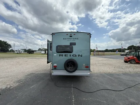 More photos of 2026 Keystone Reign 19RK at Liberty Trail RV - Canton, TX