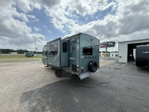More photos of 2026 Keystone Reign 19RK at Liberty Trail RV - Canton, TX