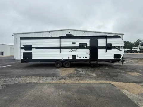 Photos of 2026 Coachmen Shasta 530BQB for sale in Wills Point, TX at Liberty Trail RV - Canton