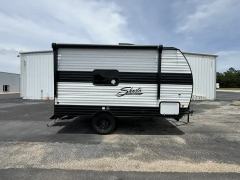 Photos of 2026 Coachmen Shasta 17LB ALL ELECTRIC for sale in Wills Point, TX at Liberty Trail RV - Canton